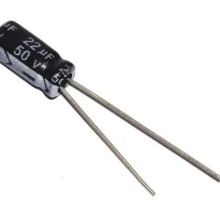 Capacitor Electrolítico De Aluminio 22uF 50V 5x11 mm